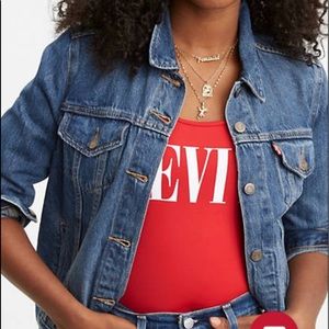 Vintage Levi trucker jacket in large.